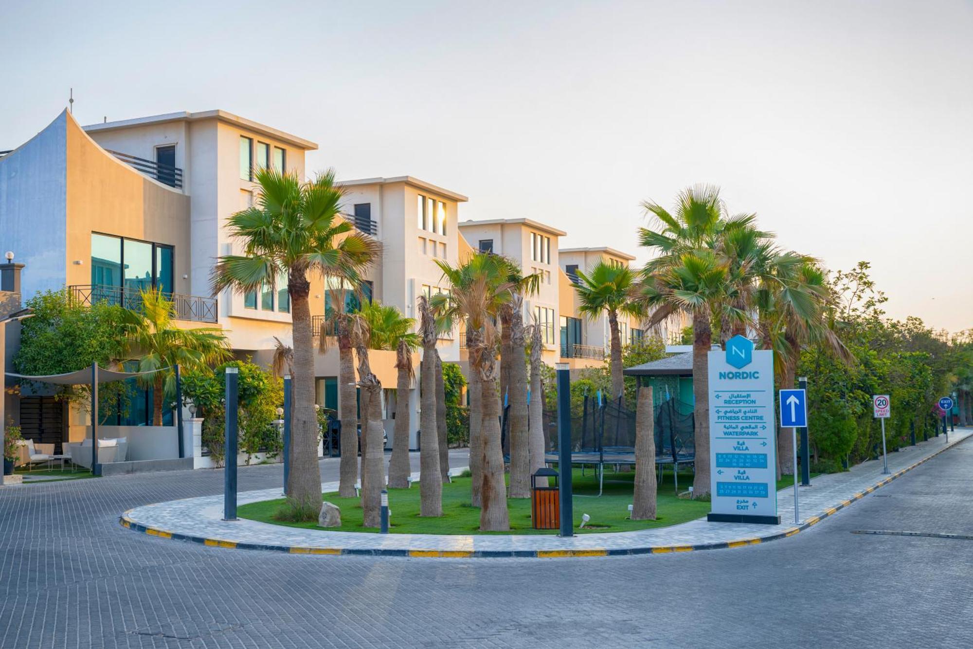 Nordic Resort Манама Экстерьер фото